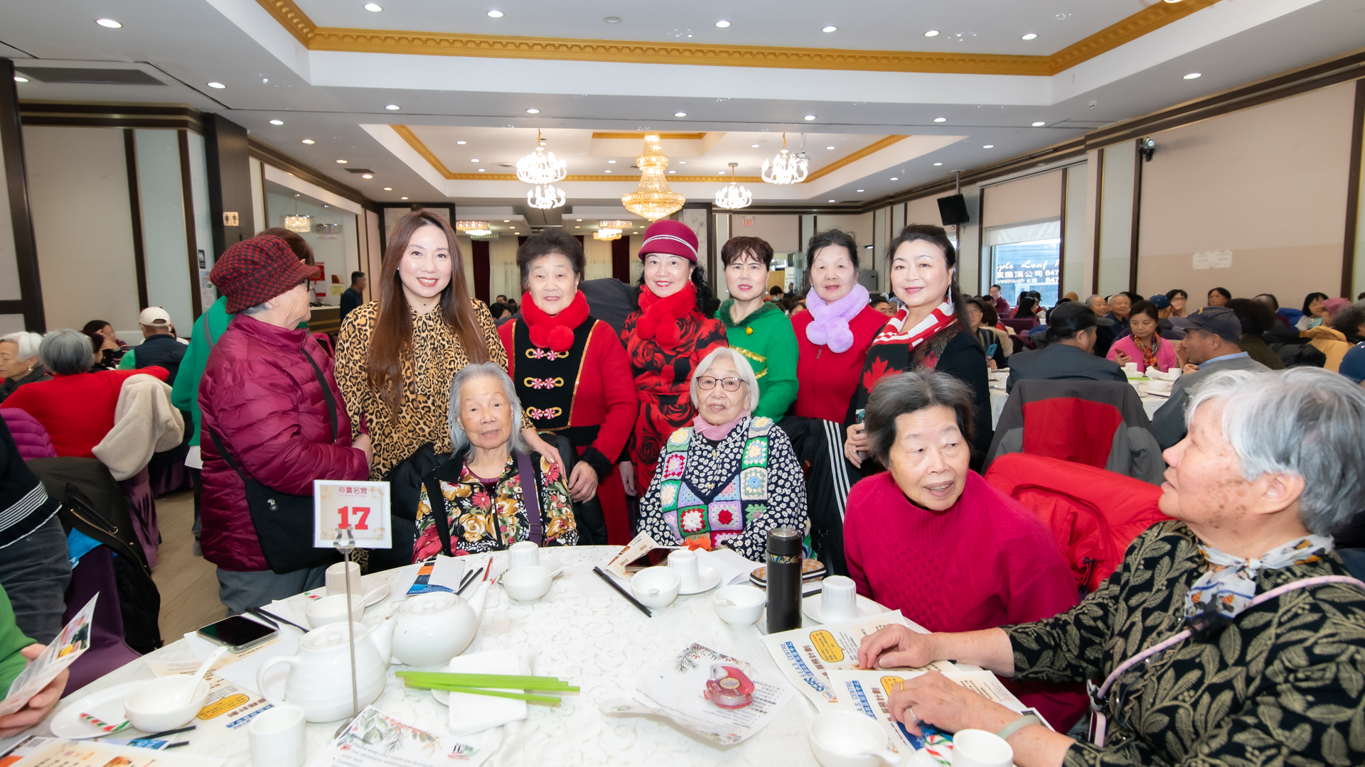 逾350位华人长者齐聚万锦圣诞午餐学习暨派对,市长盛赞前所未见