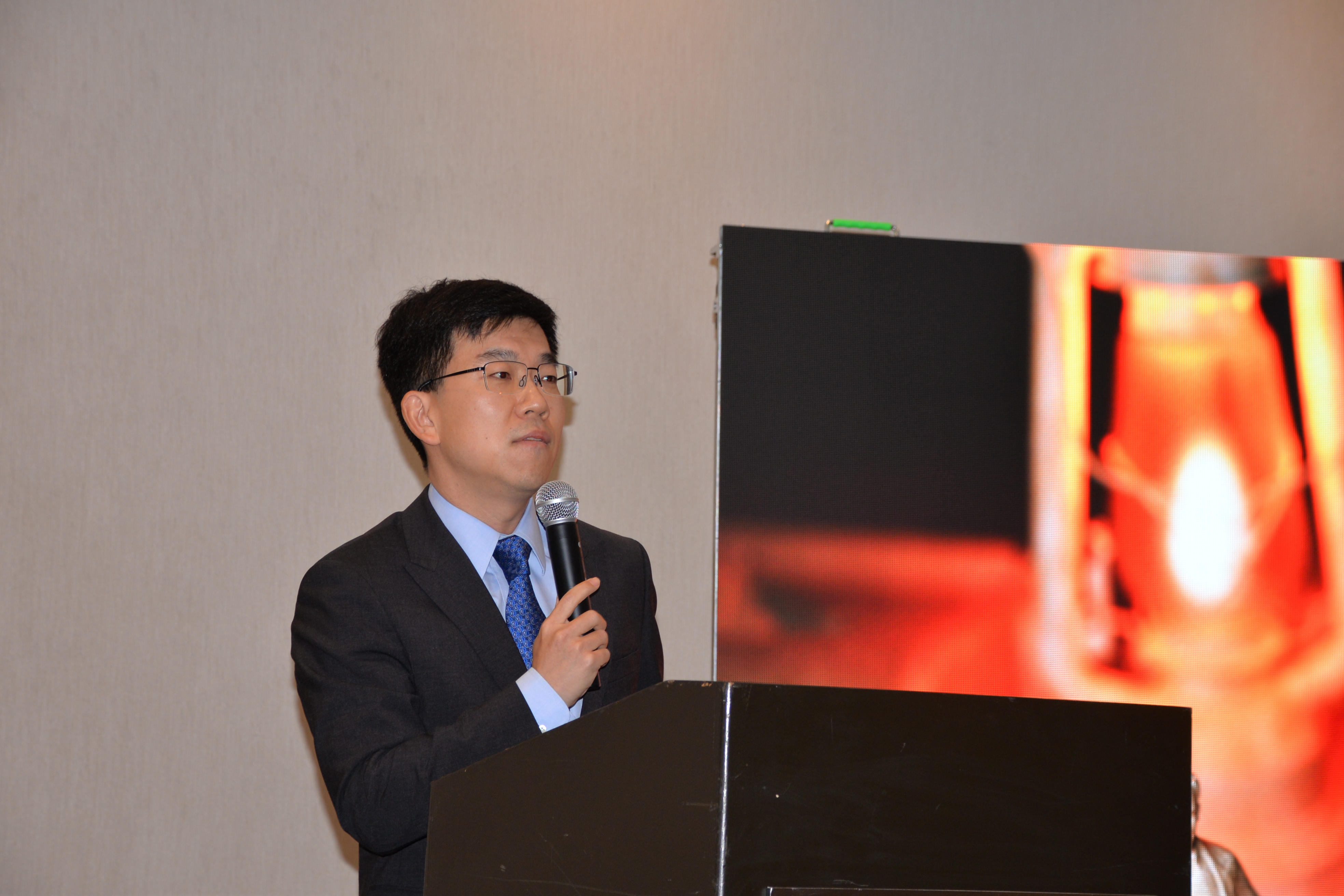 ��¼Ƭ������ļ���•����������������ǡ����ⲥ����ʽ��