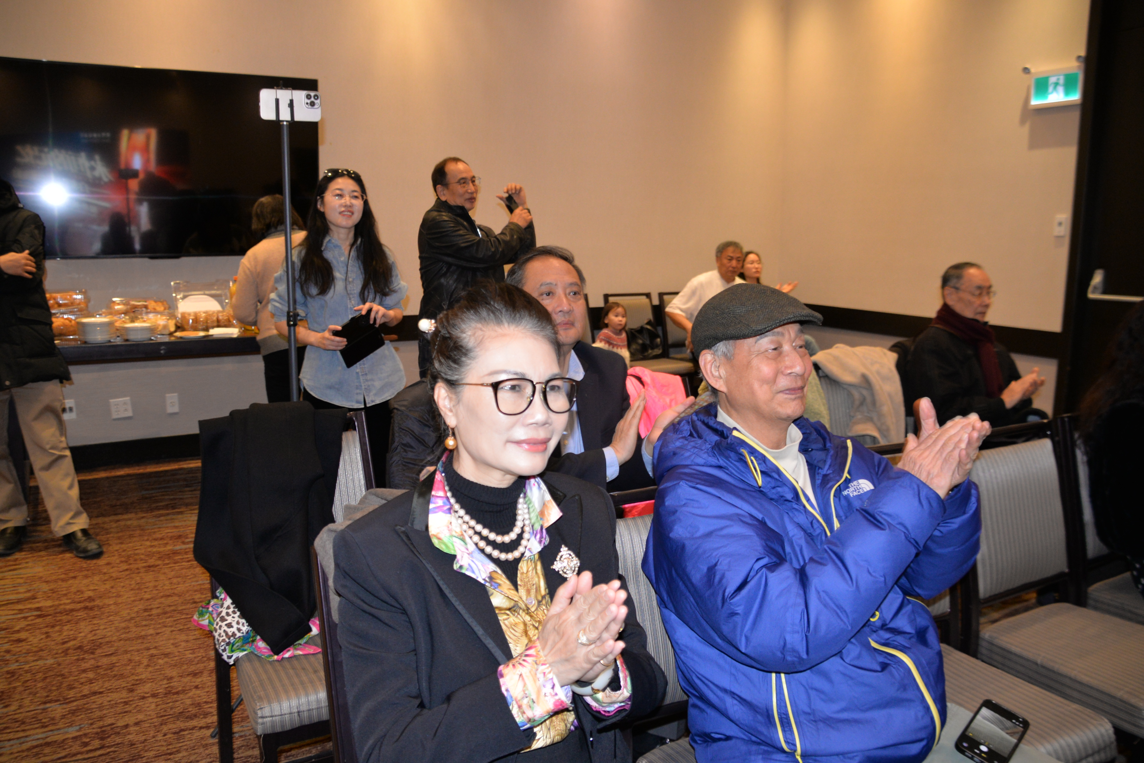 ��¼Ƭ������ļ���•����������������ǡ����ⲥ����ʽ��