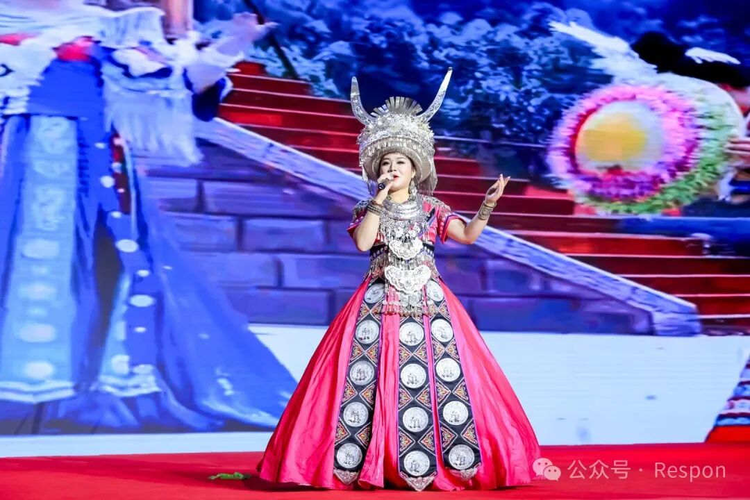 2026 ������Ӣ����������ʳ�ɳ�������ʢ��Բ������