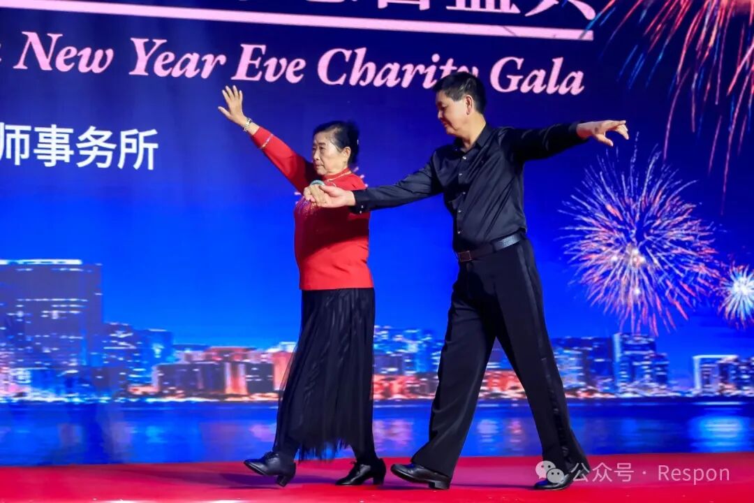 2026 ������Ӣ����������ʳ�ɳ�������ʢ��Բ������