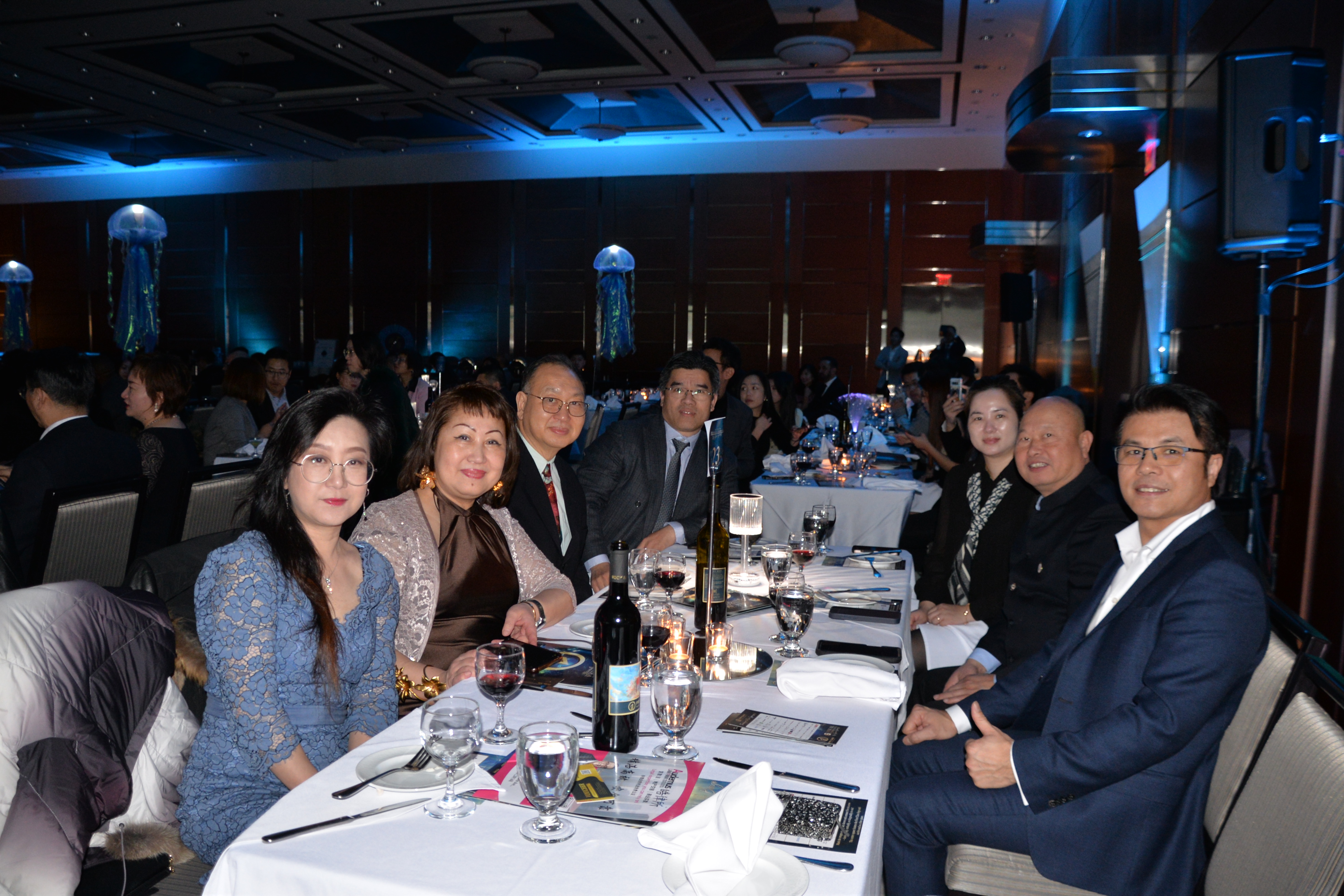 ���ɰٴ� ȺӢ���ס�����o���ŵ������������߰佱����¡�ؾ�