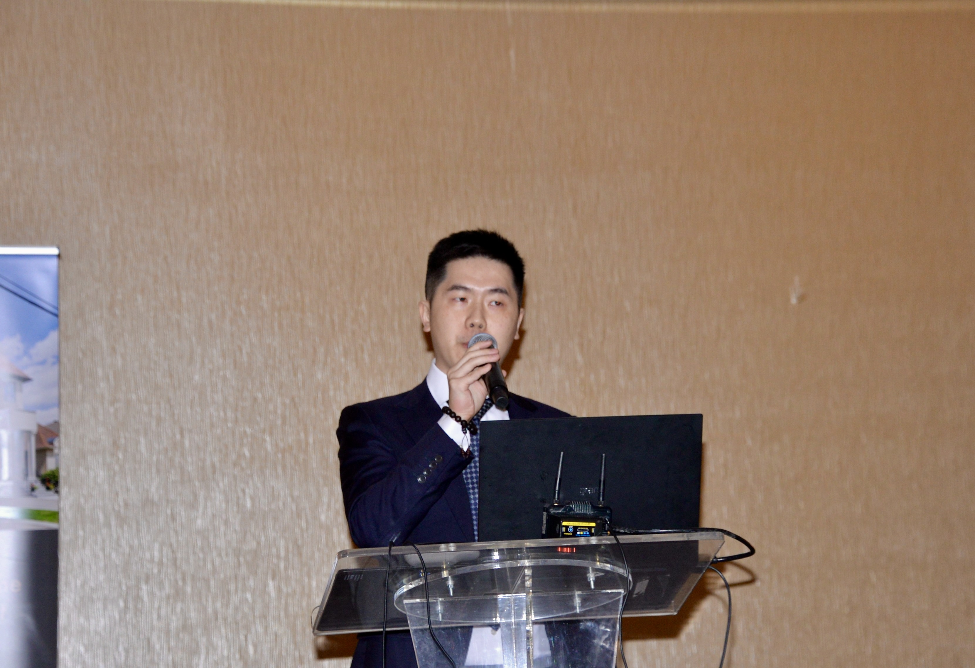 Ħʯ������CIBC�ɹ��ٰ����ֻṲ����סլ����ҵ��������ʱ��!