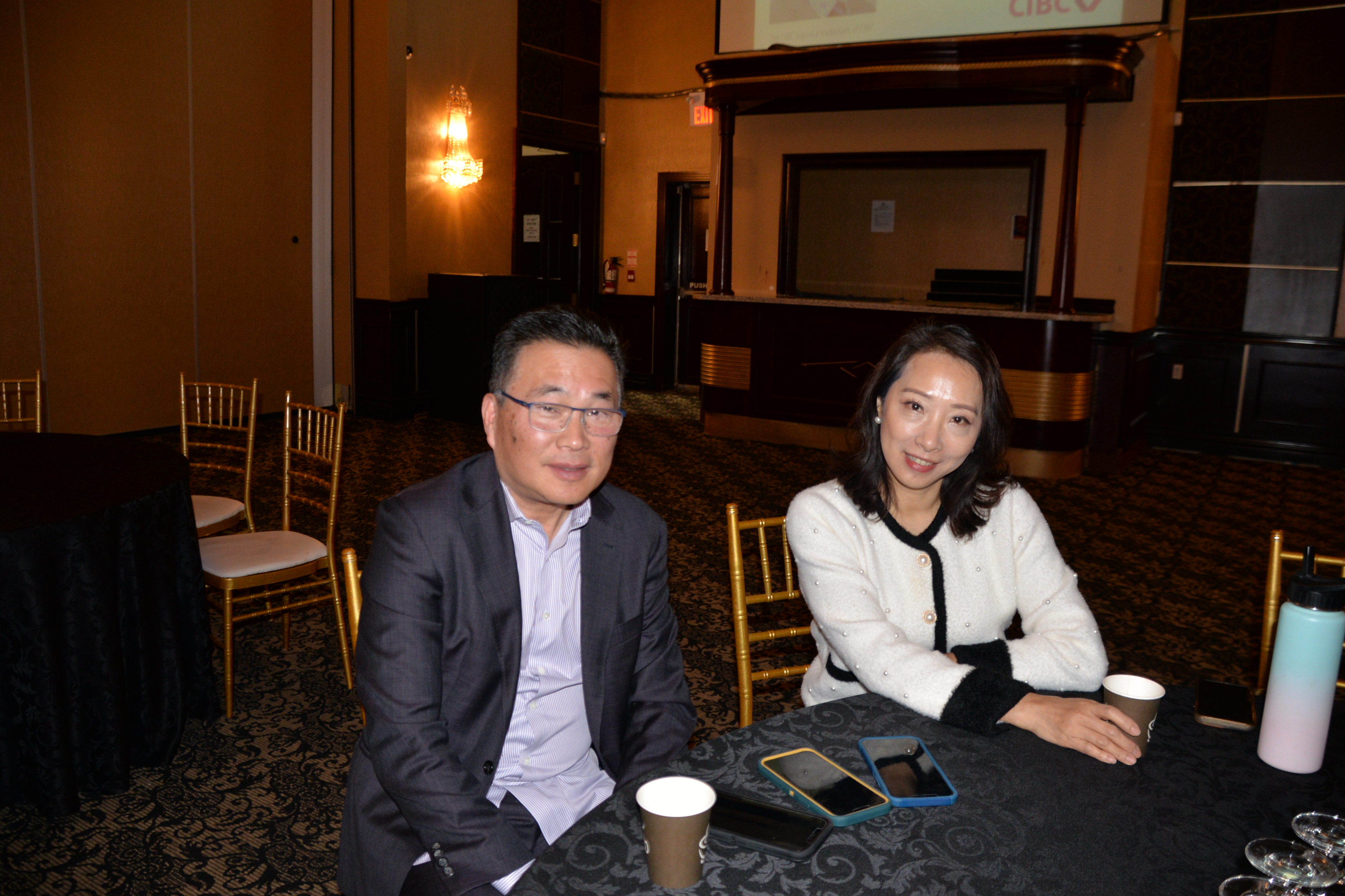 Ħʯ������CIBC�ɹ��ٰ����ֻṲ����סլ����ҵ��������ʱ��!