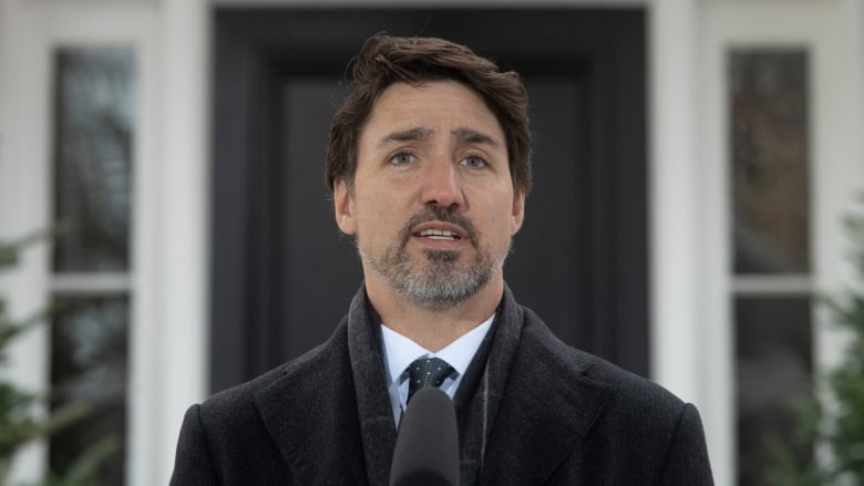Trudeau says government will do all it can to help stranded ...