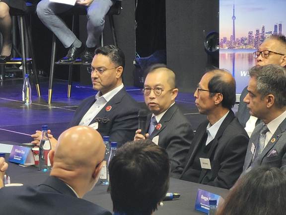 CCRPA成功举办地产领袖高峰会暨加拿大华人地产经纪与地产市场研