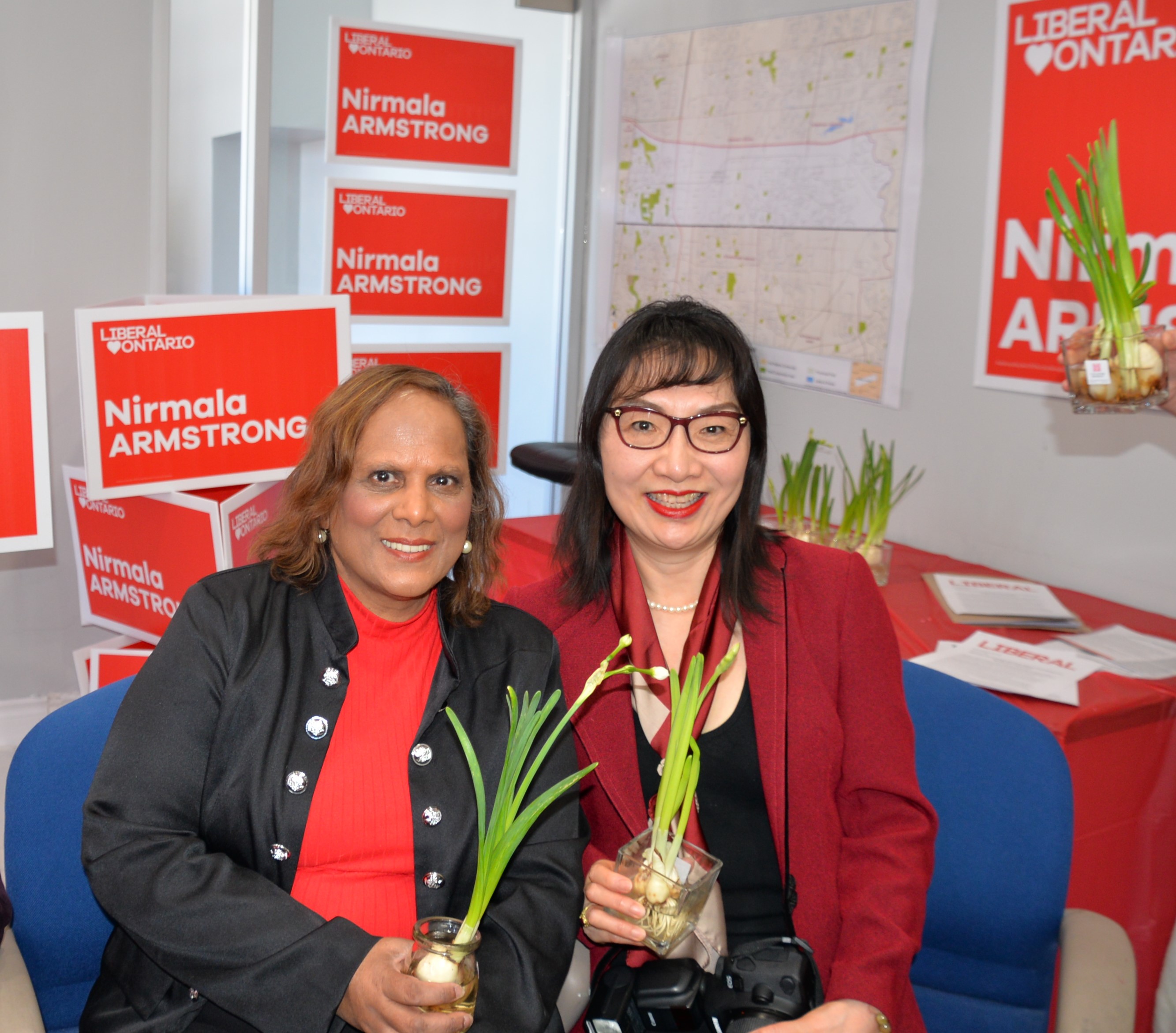 Nirmala  Armstrong  Ϊս