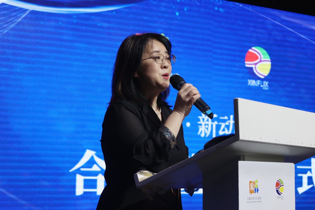 易中文携手新动力传媒,共同推出2025“青少年中文表达力主题夏令
