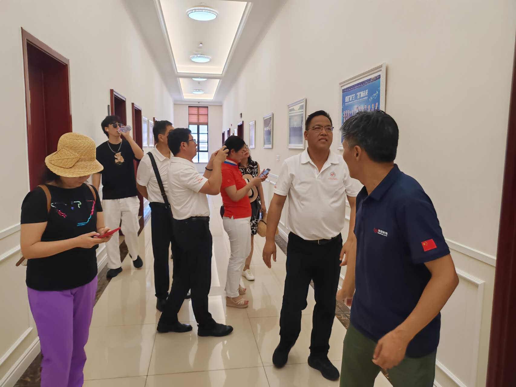 加拿大浙江总商会与加中校友商盟国际科技考察团赴新昌航空小镇调