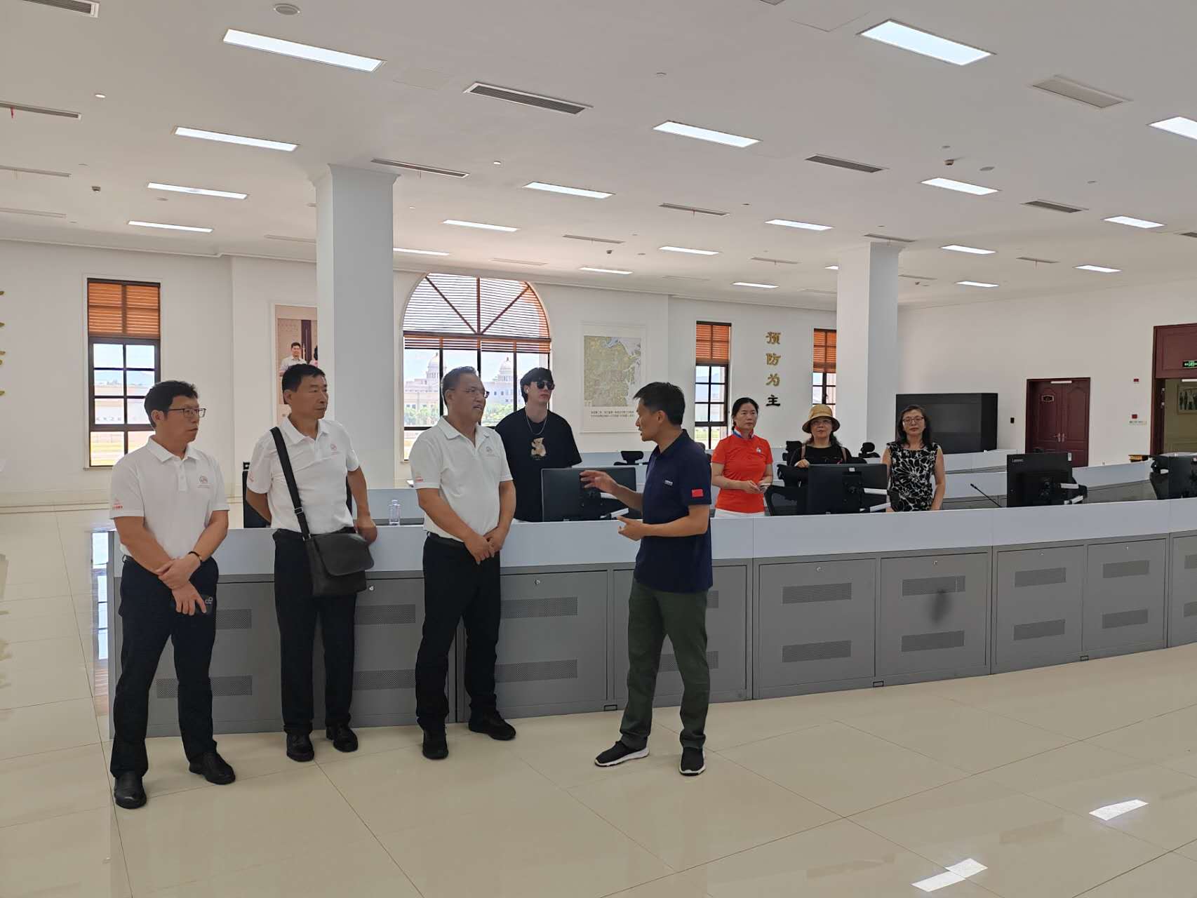 加拿大浙江总商会与加中校友商盟国际科技考察团赴新昌航空小镇调