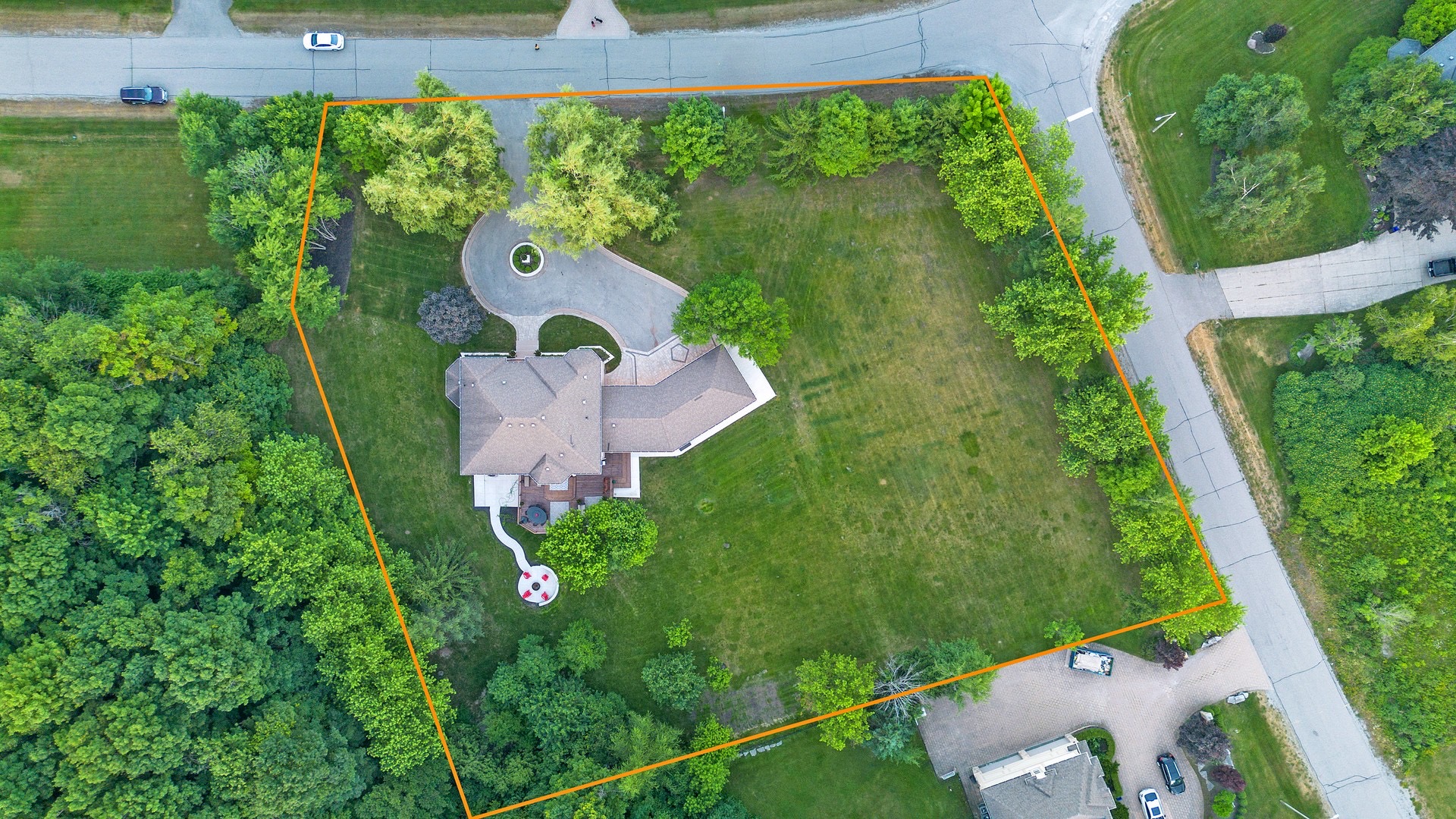 7132-5PMլר첩ʿںլ37 OFFORD CRES. ٰʢչ