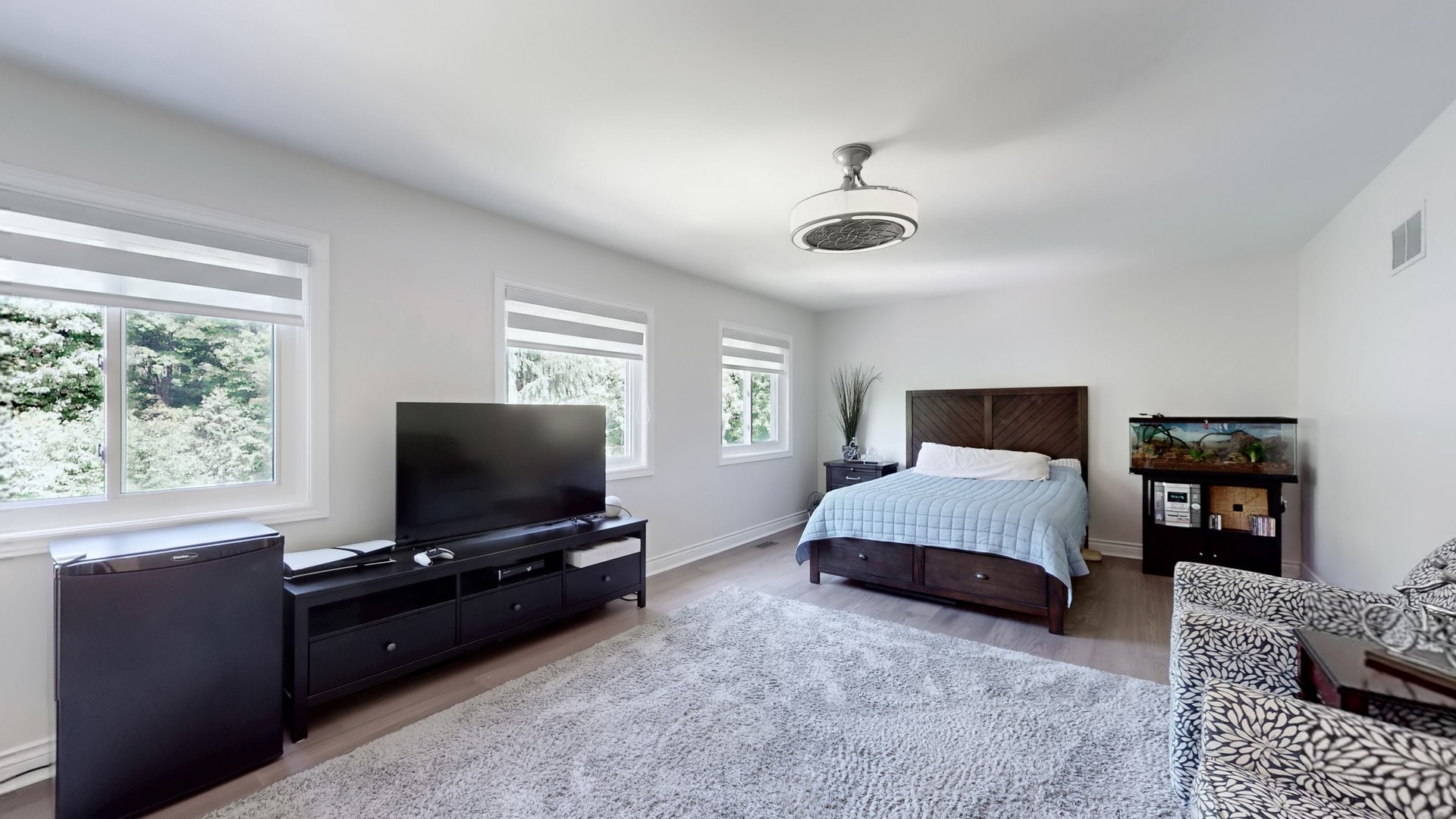7132-5PMլר첩ʿںլ37 OFFORD CRES. ٰʢչ