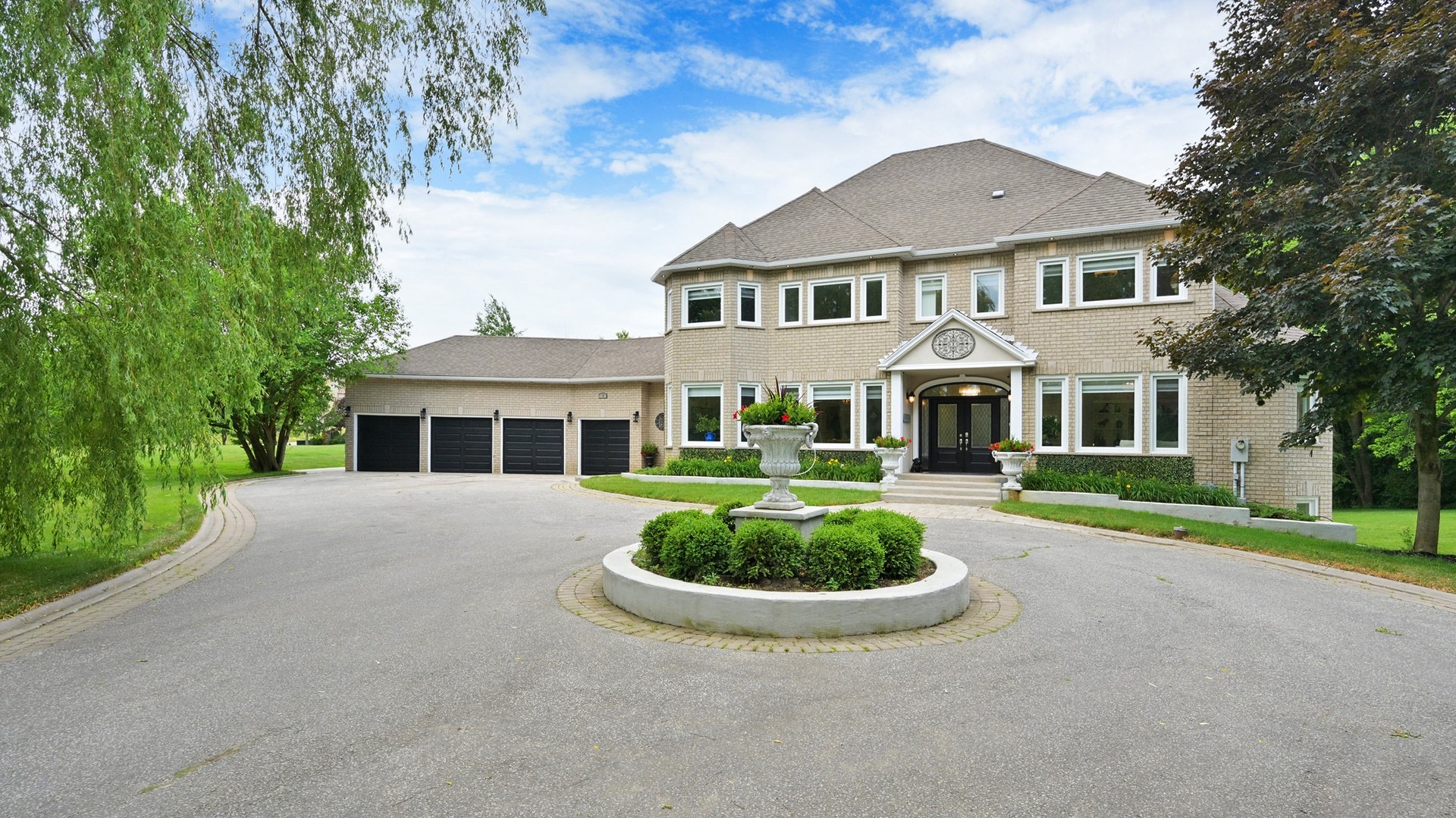 7132-5PMլר첩ʿںլ37 OFFORD CRES. ٰʢչ