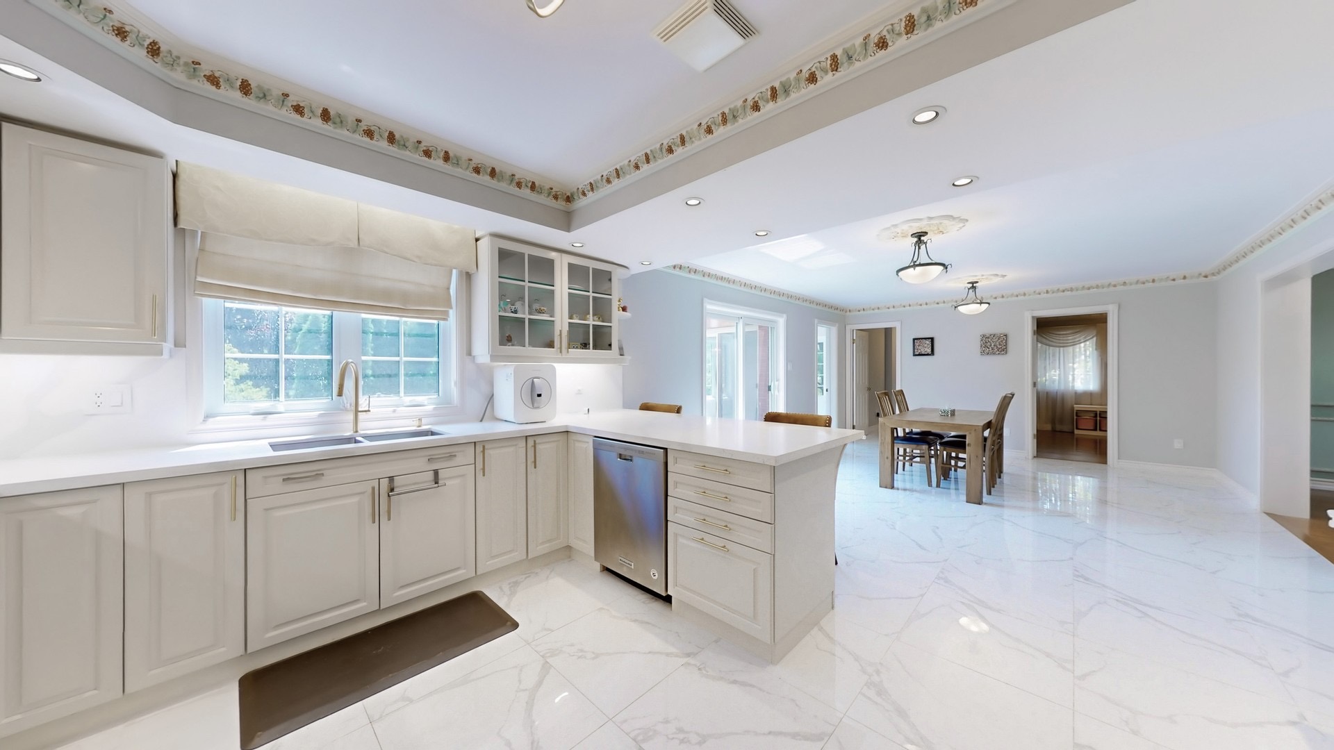 լר첩ʿ73133 Oatlands Cres.ׯ԰լӭӻԾ