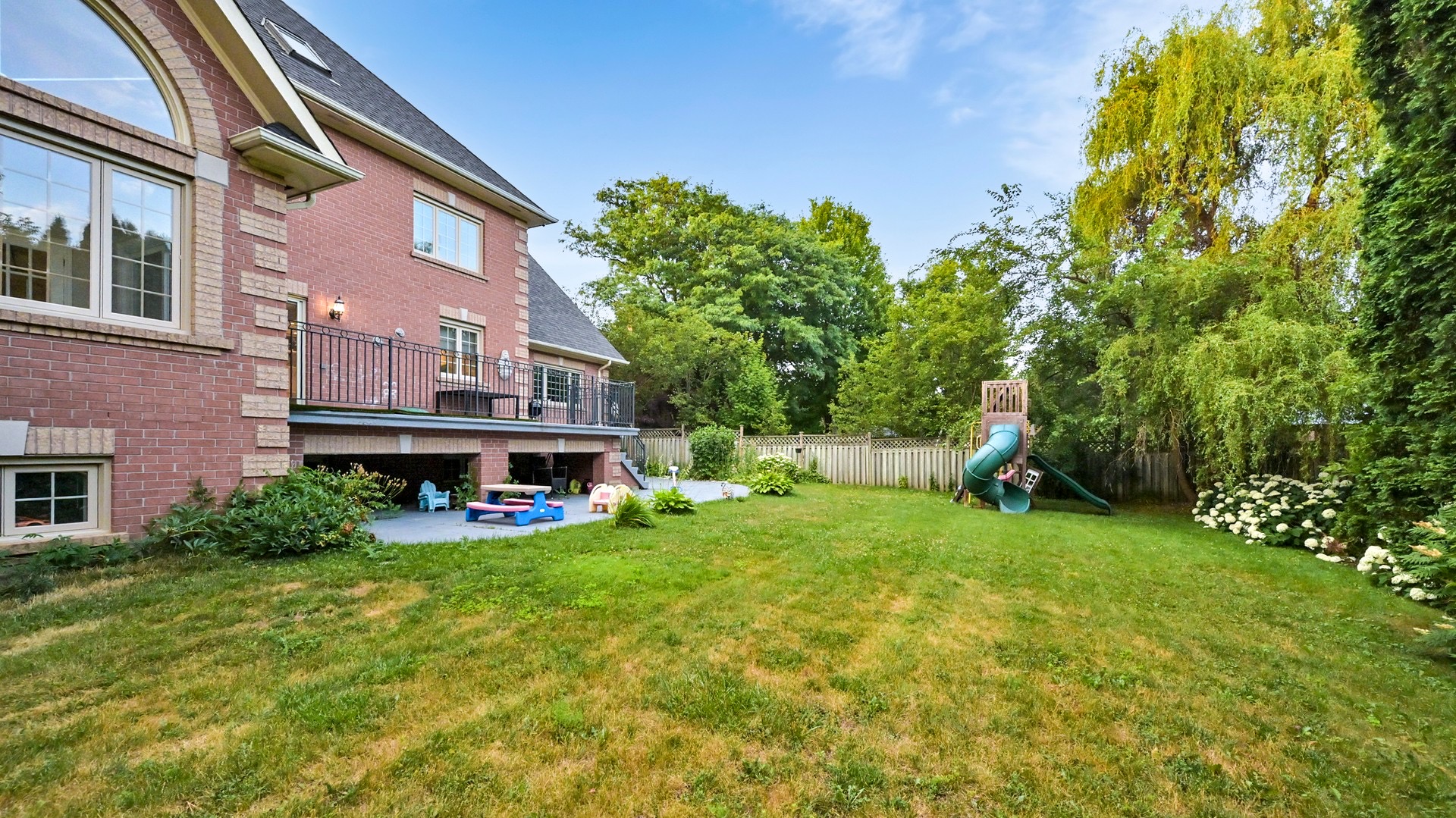 լר첩ʿ73133 Oatlands Cres.ׯ԰լӭӻԾ