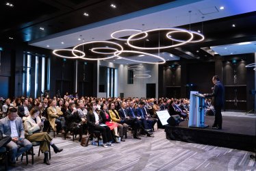 ǿǿ δAIʱRIFOڽּŵս