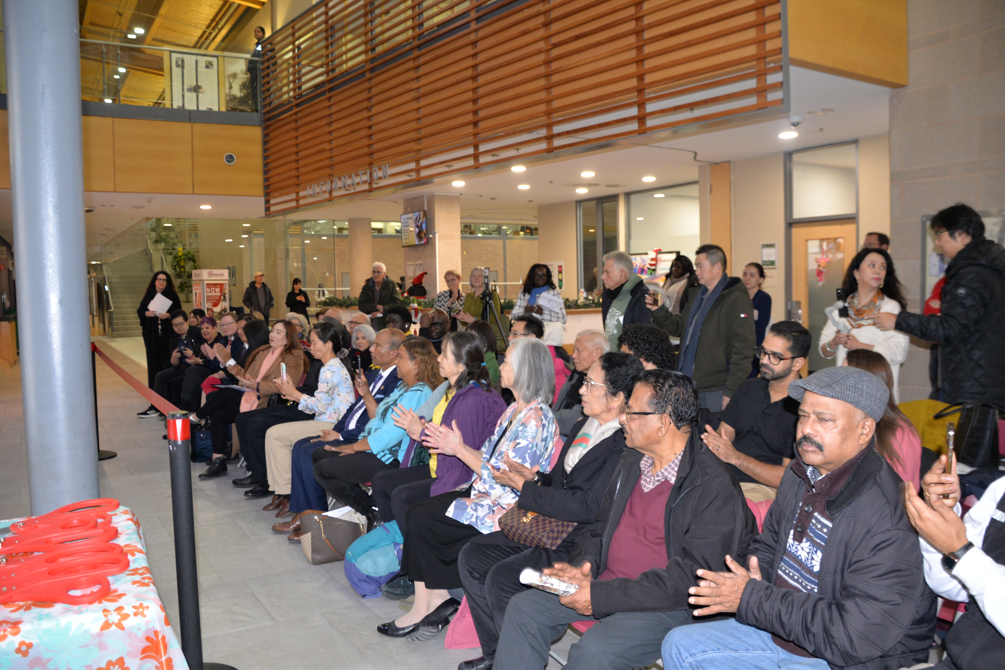 ���ô�����ģ�������չ�������ʢ��Ļ