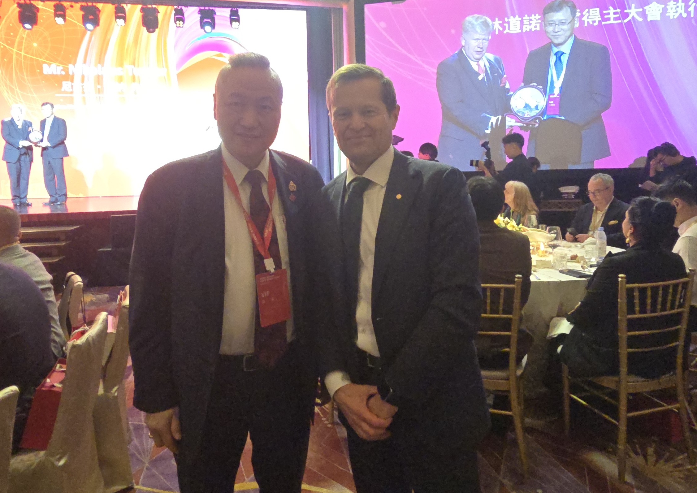 ���ô�������������ܻ�᳤½����������ϯŵ����Ӣ��/���2026