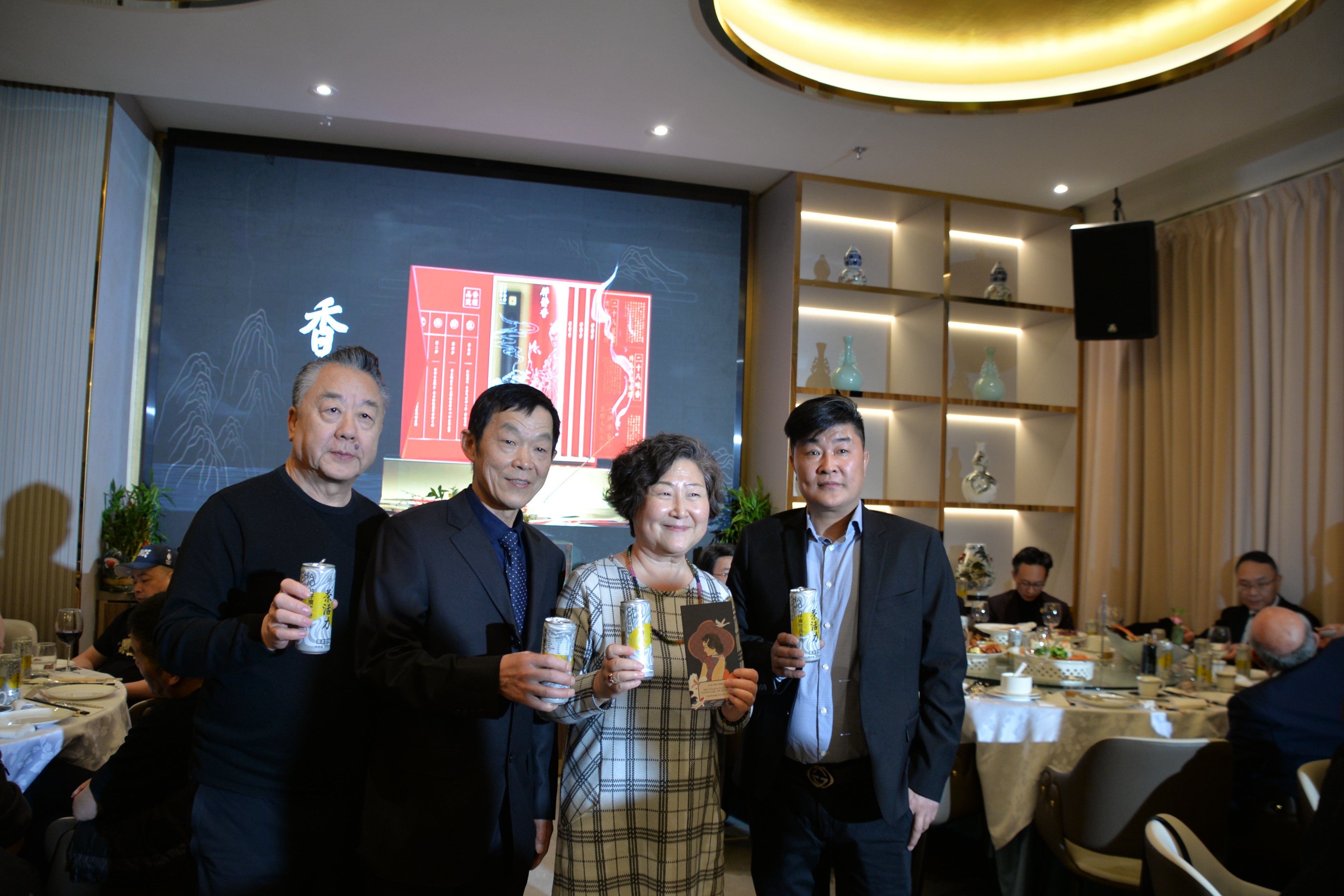 �л���ҩ��Ƭ��񥡿���ƽ�����Ʒ����Ƭ�����������ʽ��½����