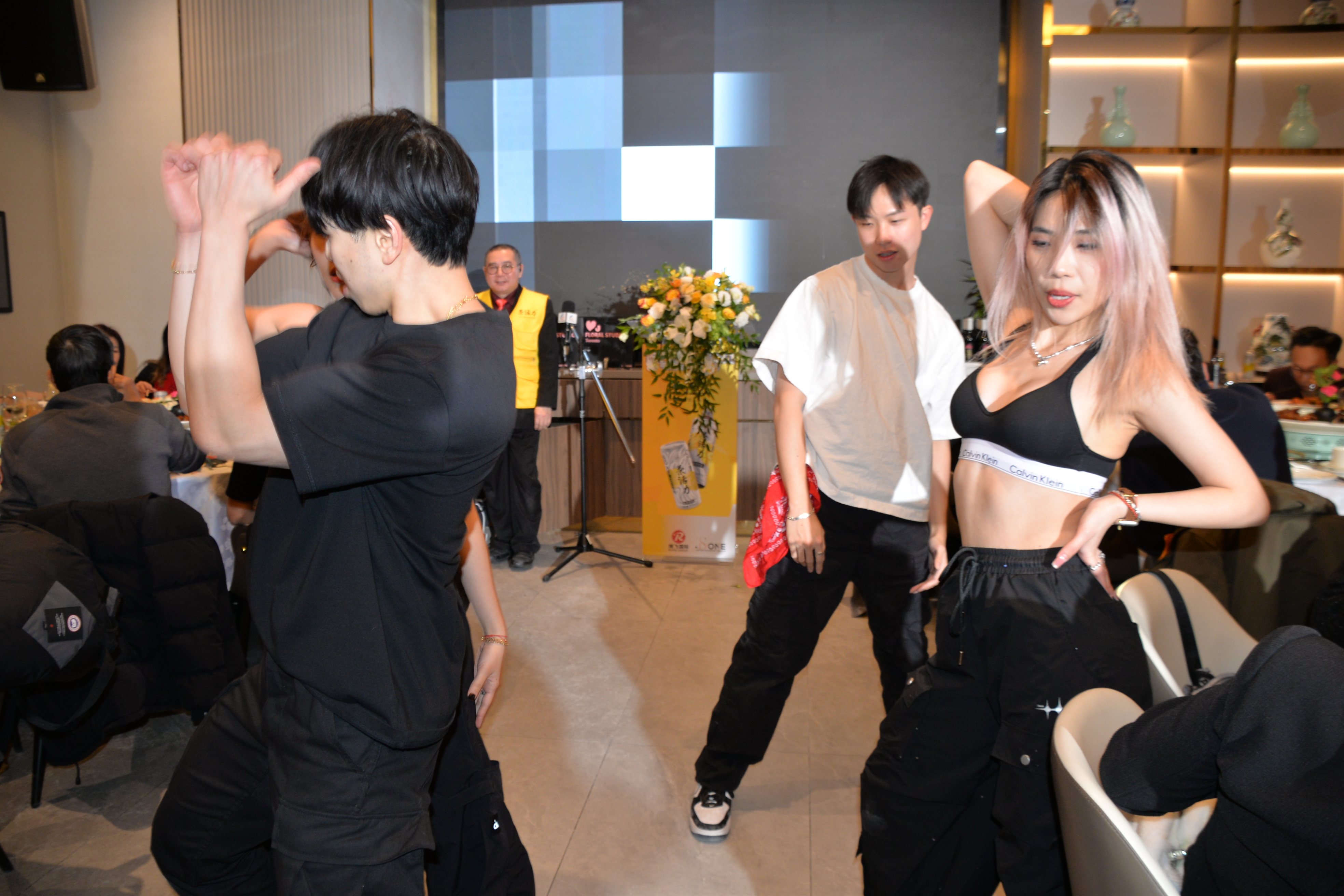 �л���ҩ��Ƭ��񥡿���ƽ�����Ʒ����Ƭ�����������ʽ��½����