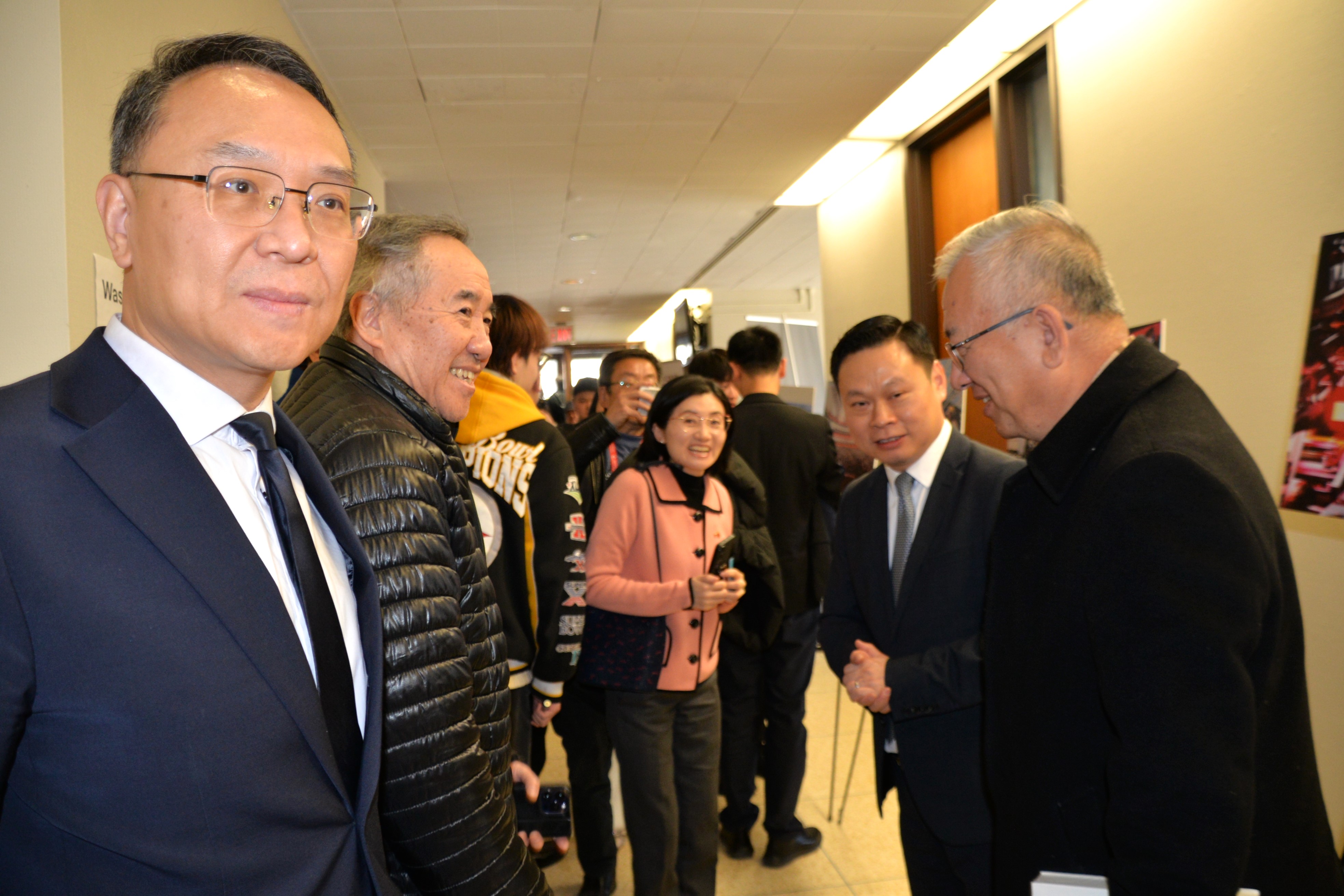 �й�פ���׶�����ݾٰ조������������ ���������й�����������