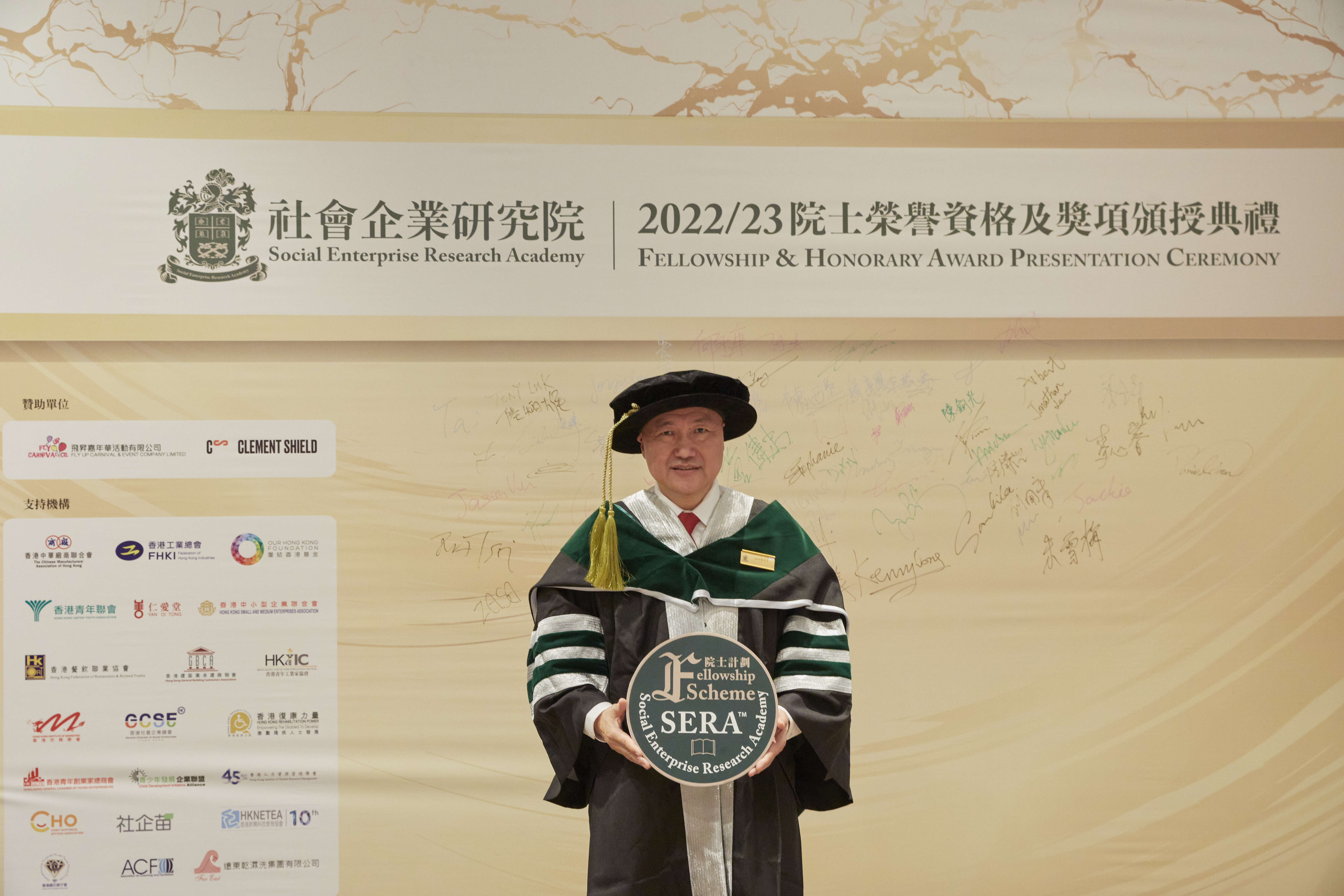 �����ս�����������!½���۷�ɽ���������ô�������������ͻΧ