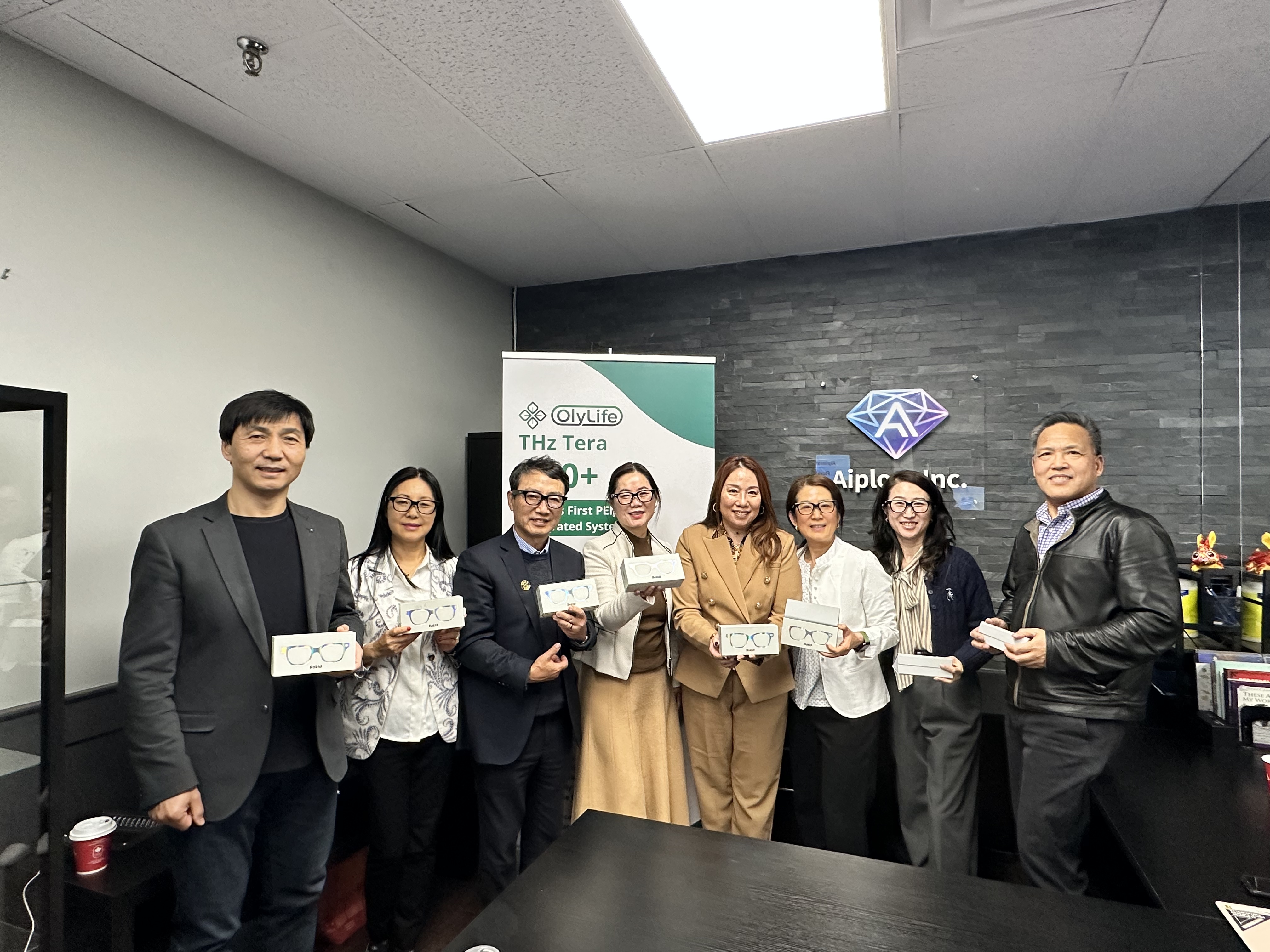 ����и��г��¹��Ρ�����Ա����壩����Aiplora Inc.