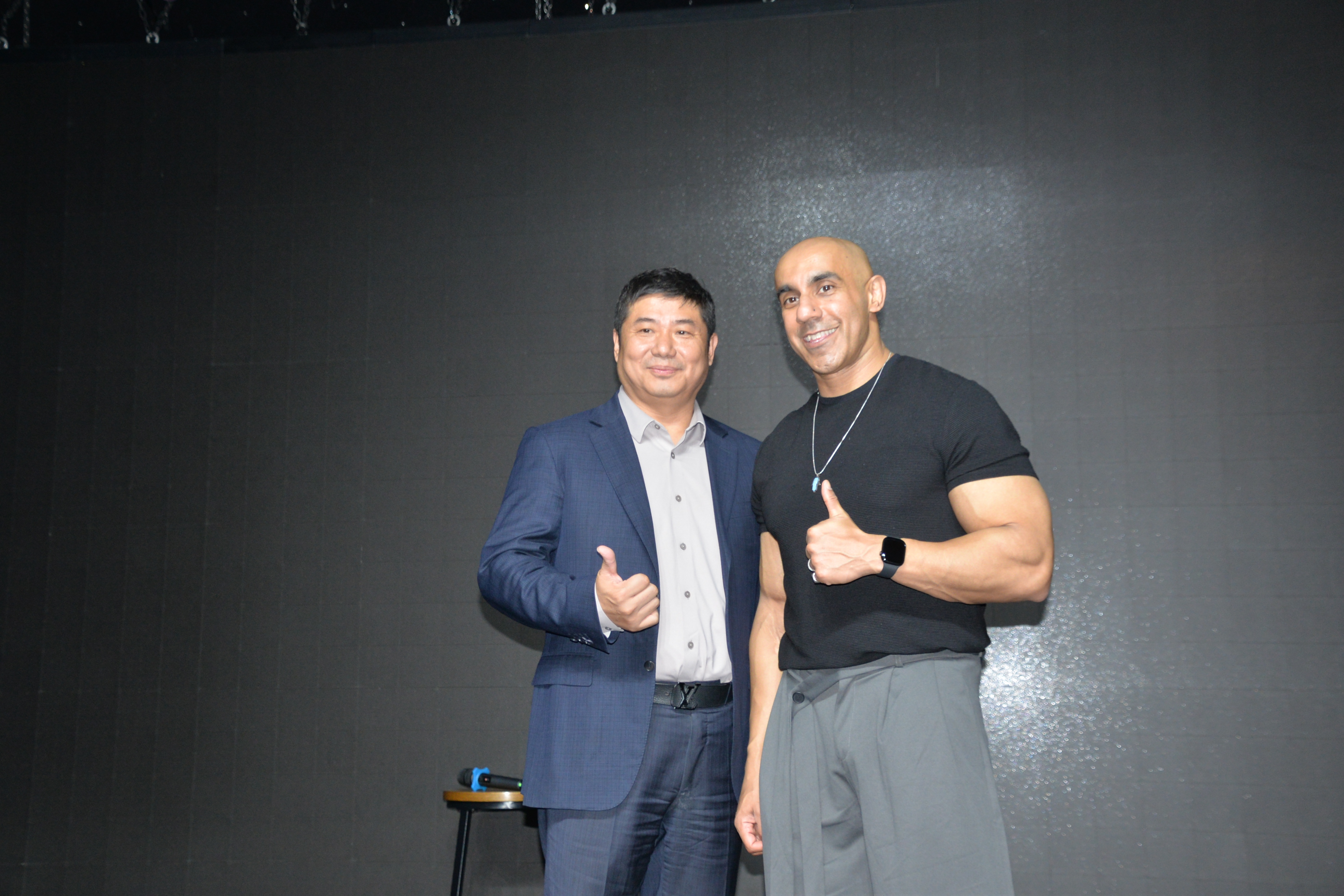 ը��һ��Ӣ���������ġ��ո���׶ࣺȫ���Ʒ����ⳡ�ݳ�̫����