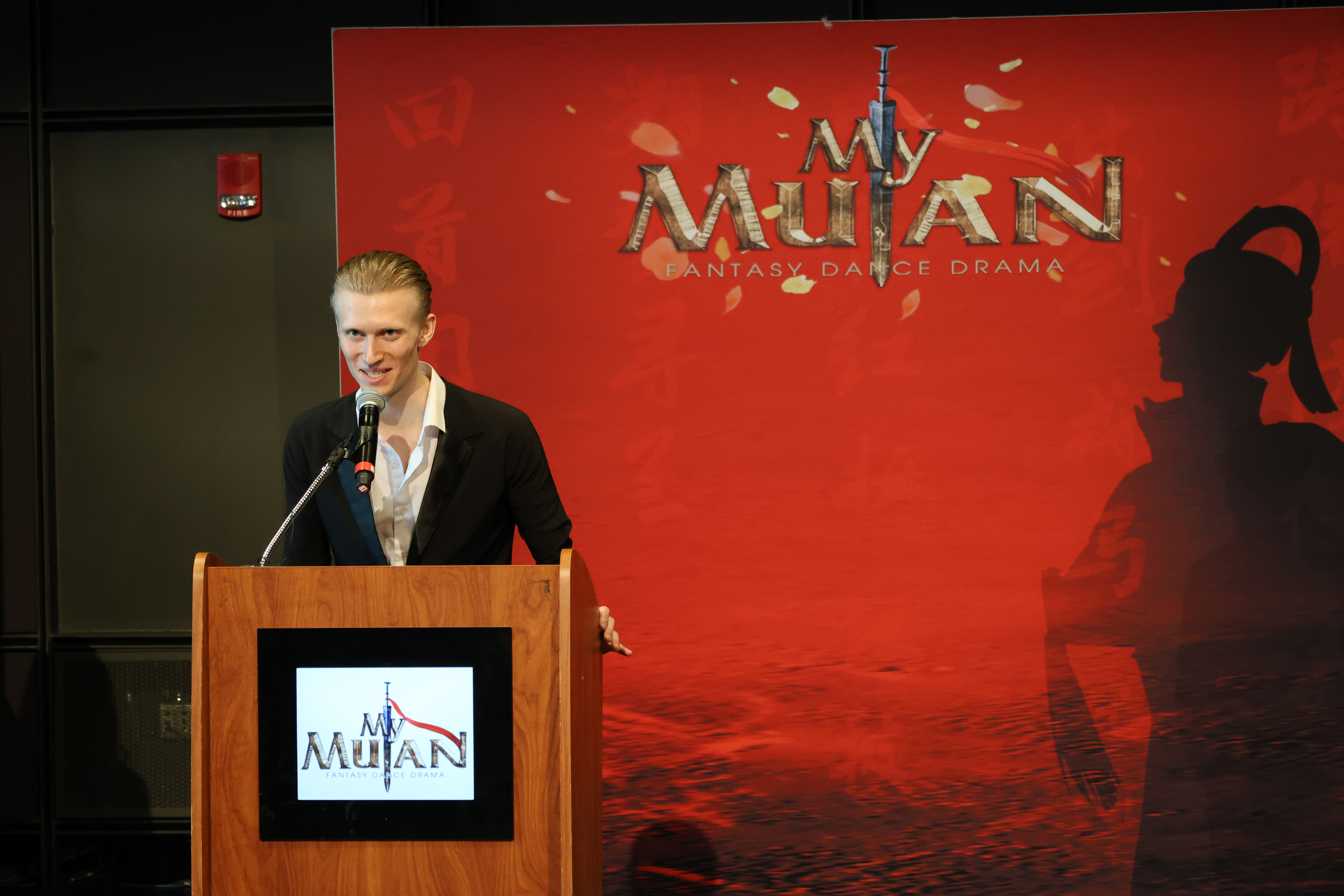 ��My Mulan���ڰ˼���������Niagara�ɹ��ٰ�,�����Ļ���Ŀ��չ��