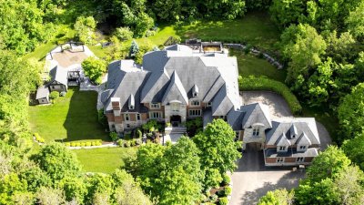 ���˵�ɭ��ׯ԰����29 Moraine Forest Trail. Whit-Ch