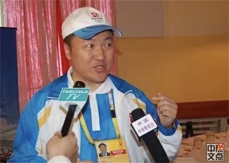 加中海外交流协会会长陆炳雄受聘北京市海淀区人民对外友好协会常