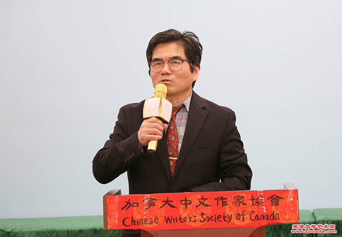 燕飞《红楼晓旭辞》登上加拿大国家电视台 获文学界好评
