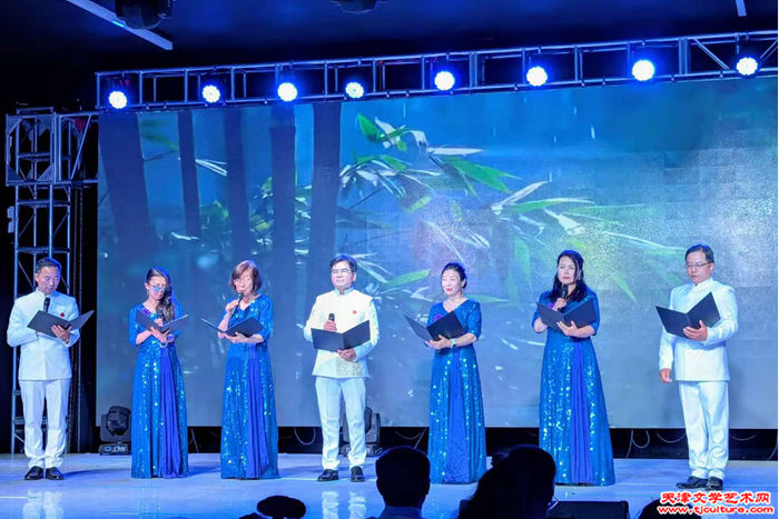 燕飞《红楼晓旭辞》登上加拿大国家电视台 获文学界好评