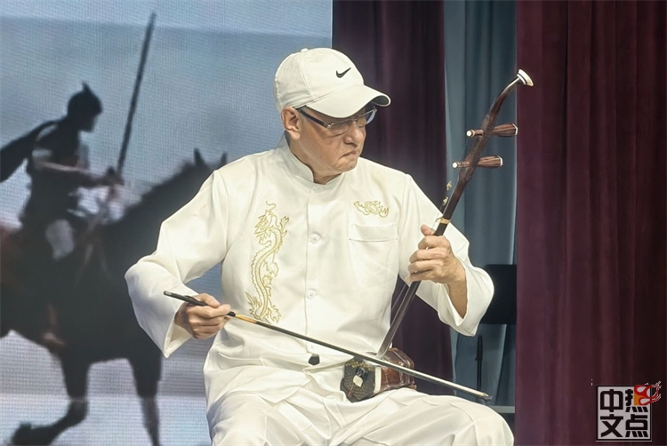加拿大新华人联合会参加菩提禅修中心举办的白菜豆腐健康生活庙会