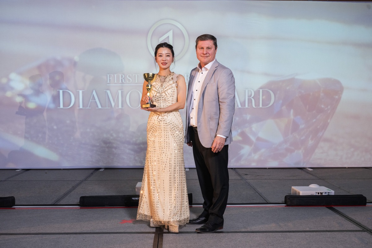 ��o���ŵ������������߰佱����¡�ؾ��У��������������ӽ�