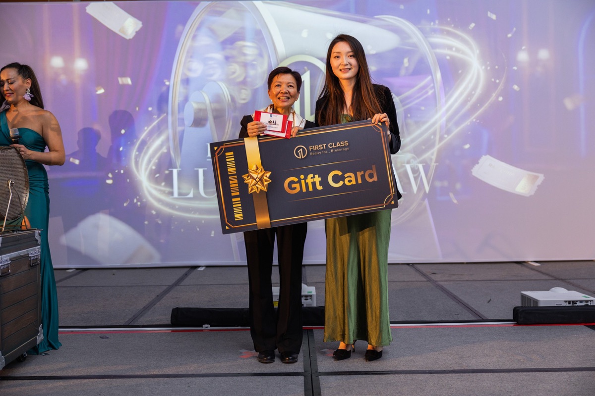 ��o���ŵ������������߰佱����¡�ؾ��У��������������ӽ�