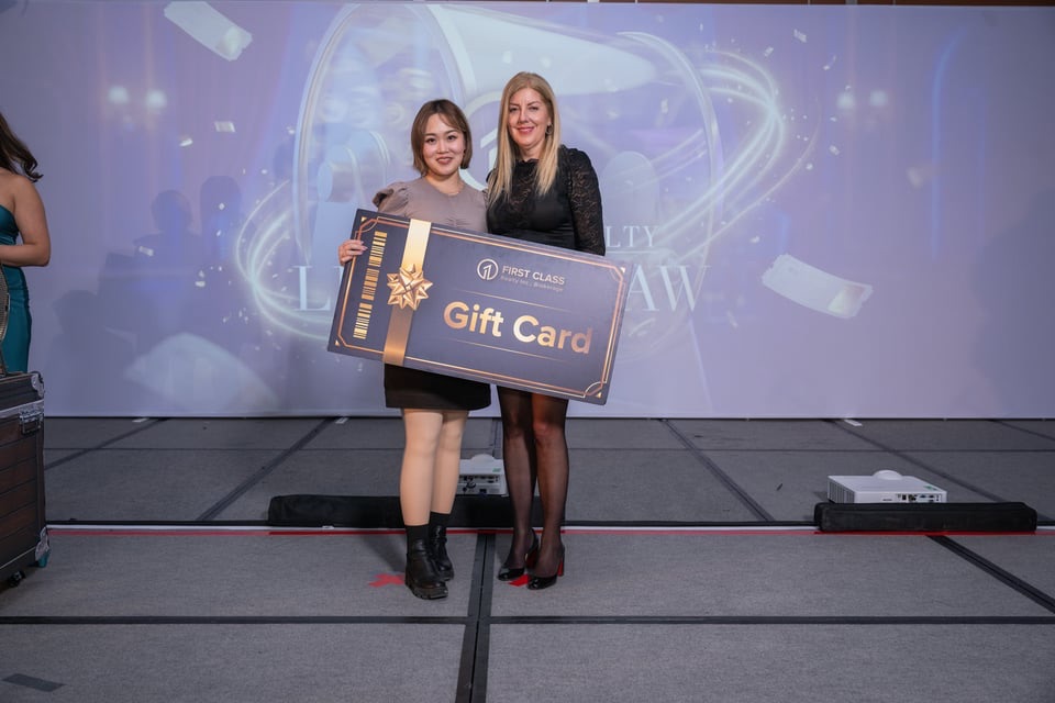 ��o���ŵ������������߰佱����¡�ؾ��У��������������ӽ�