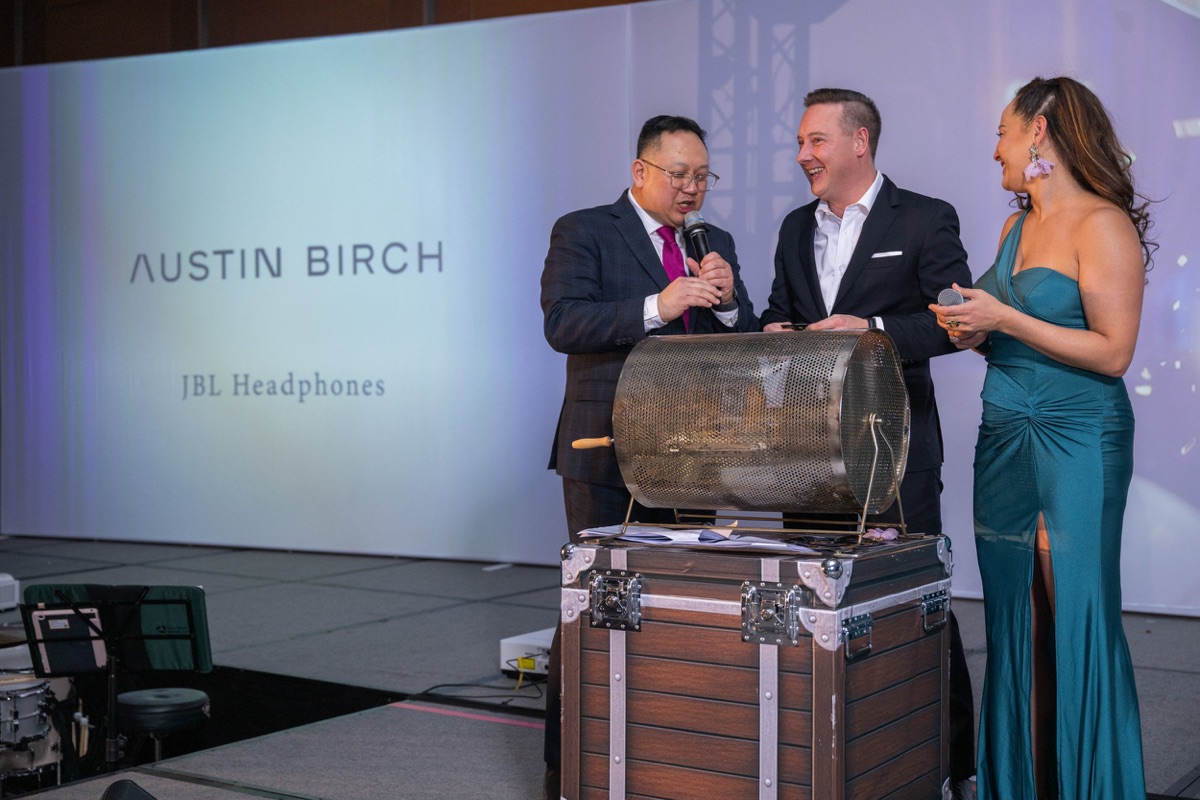 ��o���ŵ������������߰佱����¡�ؾ��У��������������ӽ�