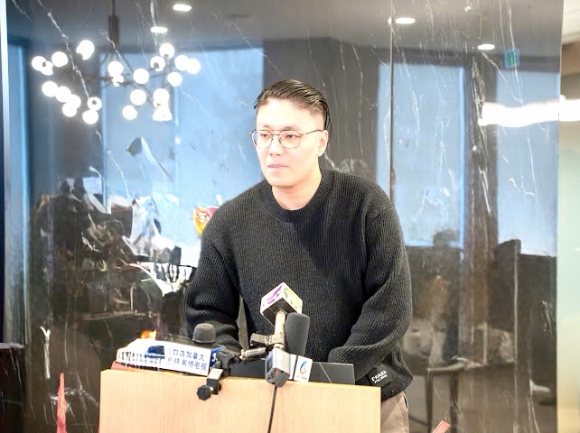 ���׶ഺ���̻����2��14-15���𺳿��� ����ζ�컨�塱�ع飡