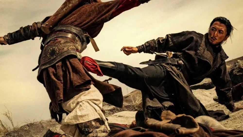 北美春节档重磅来袭,《镖人:风起大漠》亮刀!