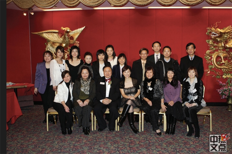 37载风雨同行马年再启新程-加雄集团总裁陆炳雄携全体员工恭贺新