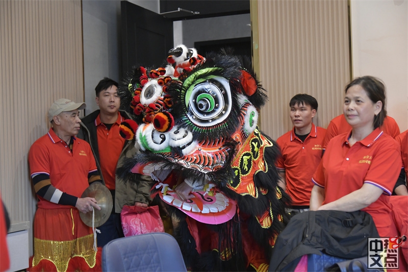 37载风雨同行马年再启新程-加雄集团总裁陆炳雄携全体员工恭贺新