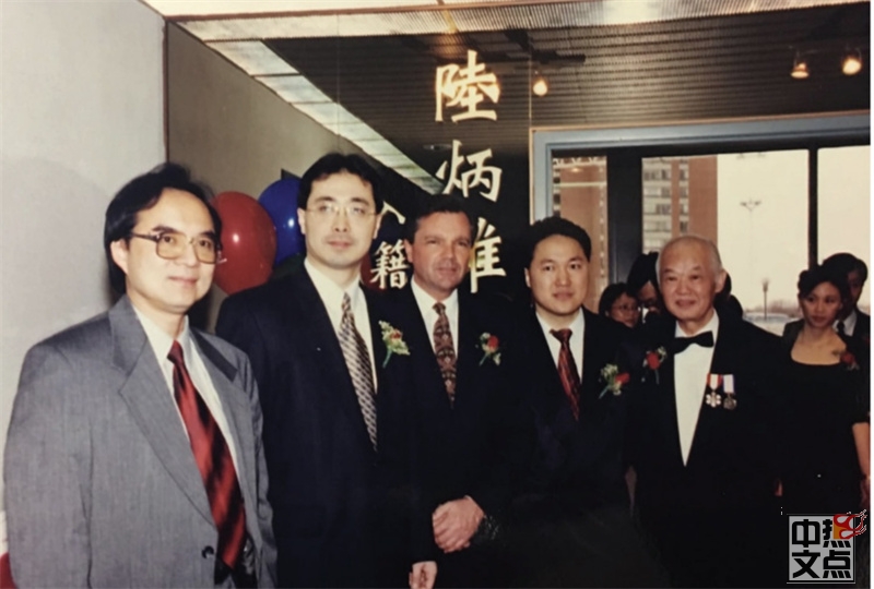 37载风雨同行马年再启新程-加雄集团总裁陆炳雄携全体员工恭贺新