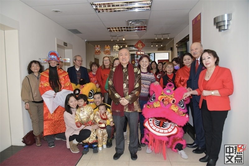 37载风雨同行马年再启新程-加雄集团总裁陆炳雄携全体员工恭贺新