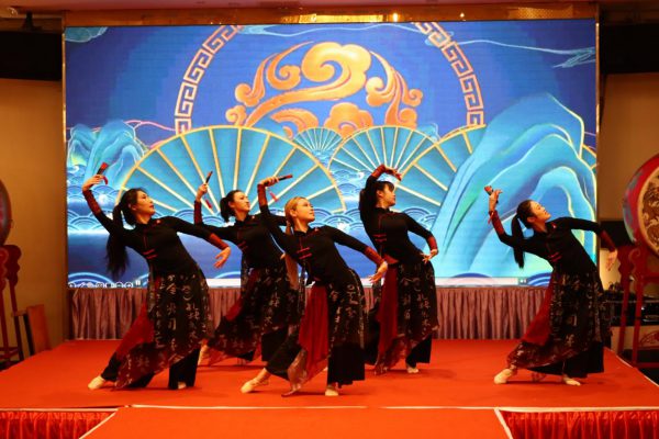 根在三秦·情满加国 — 加拿大陕西同乡会二十五周年庆典圆满举行