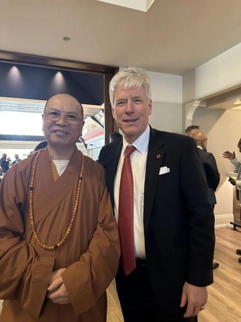 ��������������ϯ���ô���������������Ļ�Ϊ�Ź��ٶ�Ԫ����