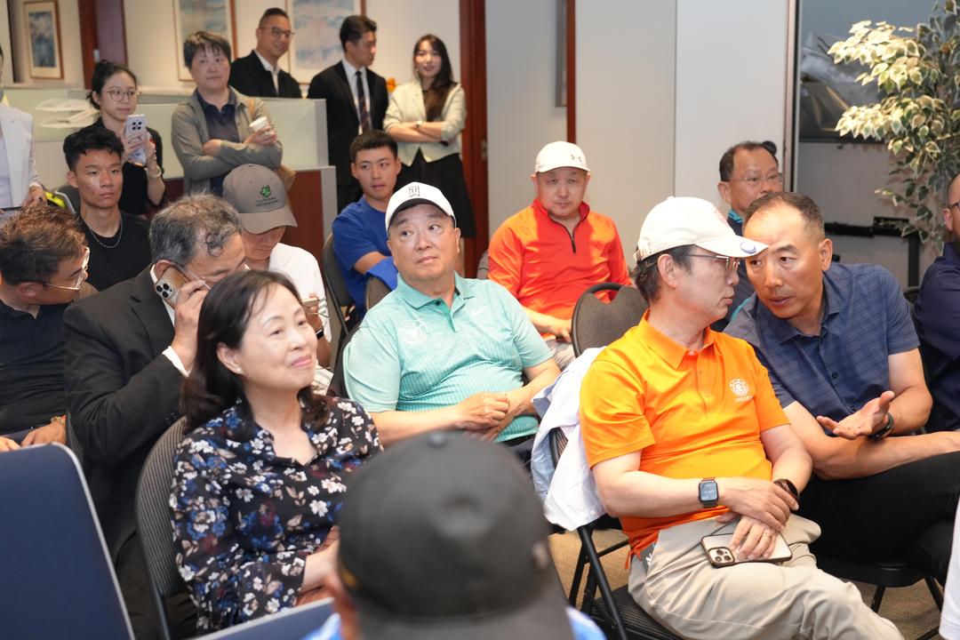 2026年湖大moomoo杯第13届加拿大高校高尔夫球赛新闻发布会圆满举