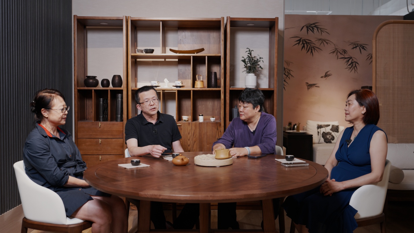 房东网2026夏季地产论坛暨“地产圆桌派”正式开启