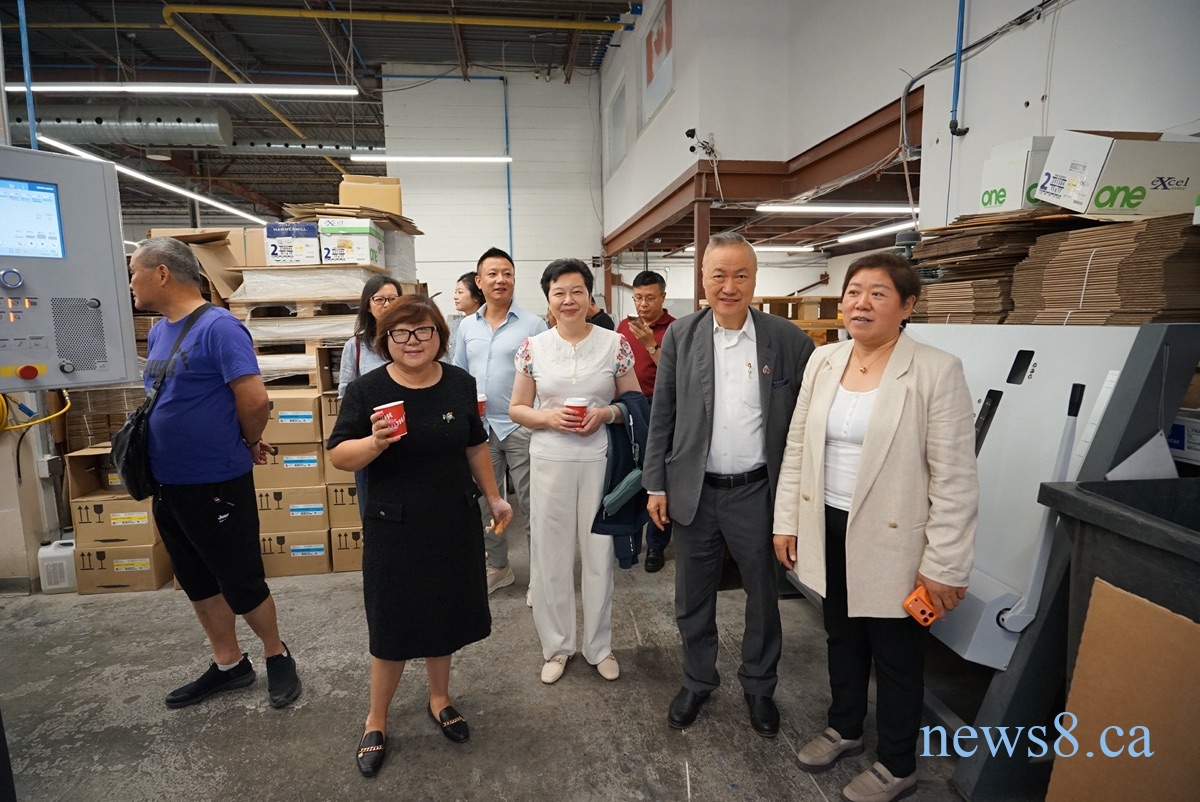 中华印务:从华人社区到主流市场 36载坚守与转型中商联企业参访第