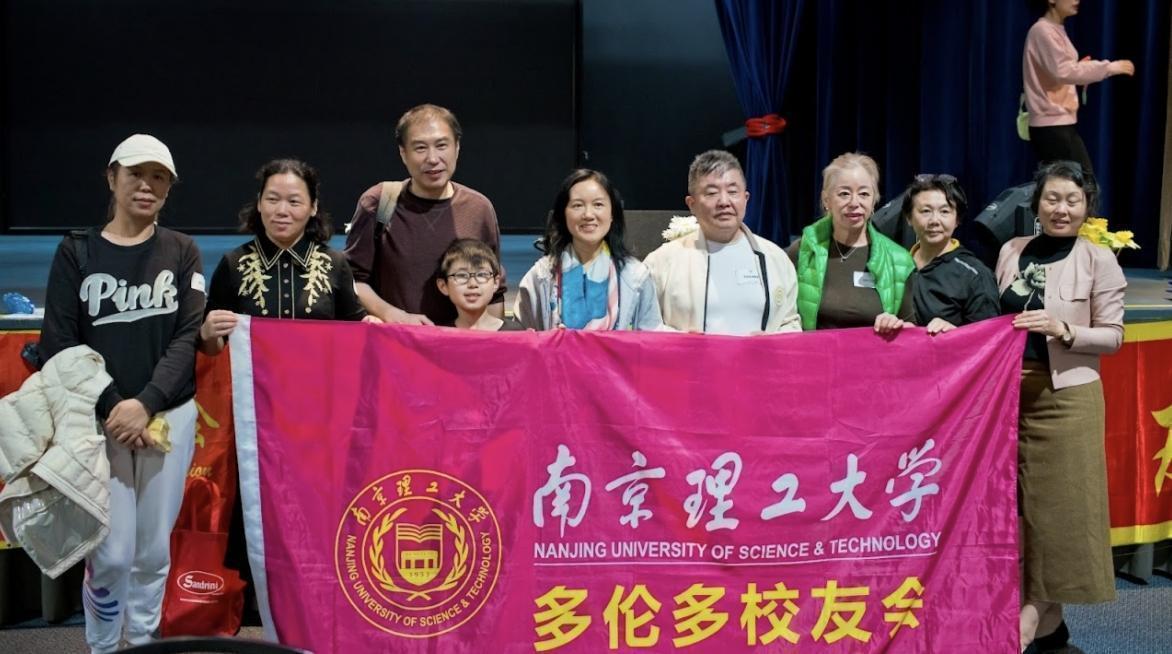 第三届加拿大高校杯掼蛋大赛圆满成功1